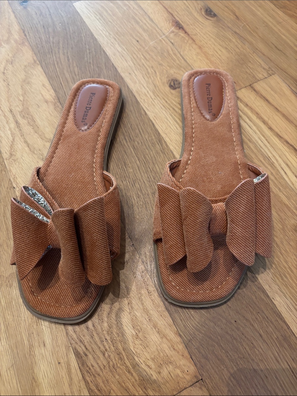 Pierre Dumas Women's Empress Bow Slide Sandals Tan Terracotta Flat Mules Size 8.